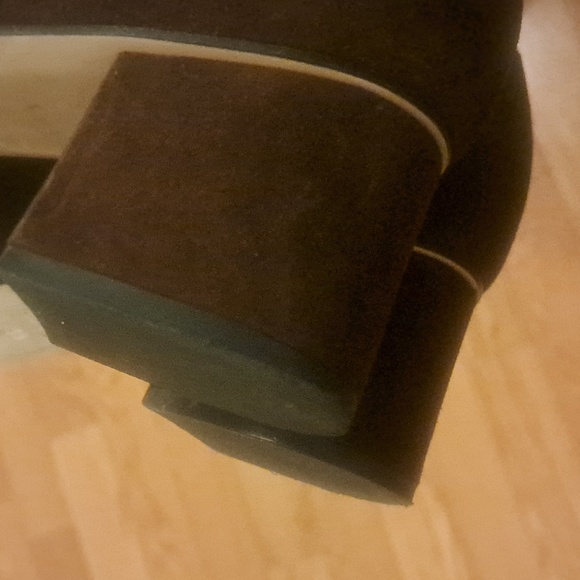 Closet clearance - Picture 8 of 16